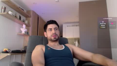 Snapshot of bradley_muscle chatting on September 20, 2025, 8:32 pm Bradley online show from September 20, 2025, 8:32 pm
