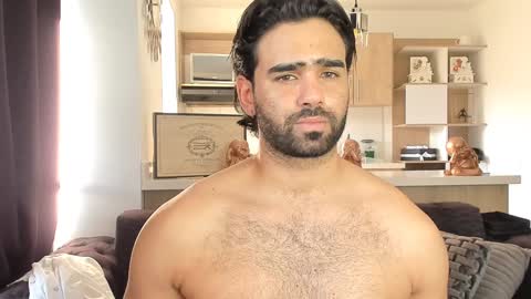 bradleymartin7 online show from January 6, 2025, 10:05 pm