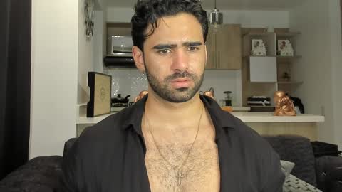 bradleymartin7 online show from January 18, 2025, 1:30 am