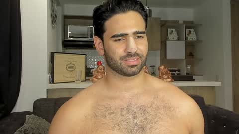 bradleymartin7 online show from January 28, 2025, 5:22 am