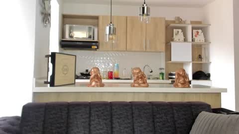 bradleymartin7 online show from February 2, 2025, 7:04 pm