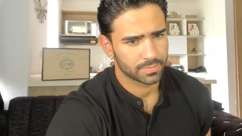 bradleymartin7 online show from March 2, 2025, 6:30 pm