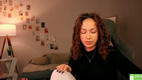 Lilly online show from October 28, 2025, 12:09 pm