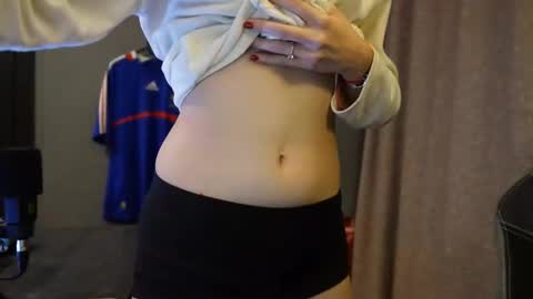 Snapshot of brandamatteson chatting on November 18, 2025, 3:49 pm Alice online show from November 18, 2025, 3:49 pm