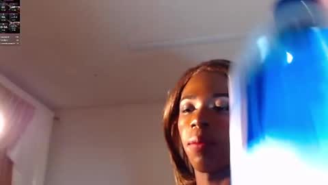 Snapshot of brandi_ross_ chatting on January 17, 2025, 11:07 pm Brandy online show from January 17, 2025, 11:07 pm