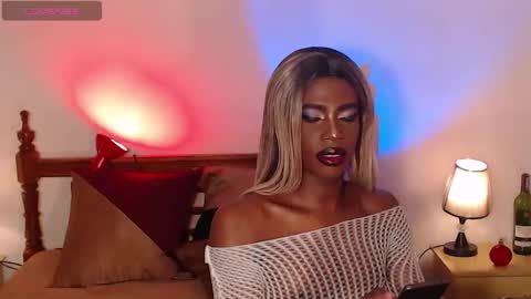 Snapshot of brandi_ross_ chatting on November 13, 2025, 7:24 pm Brandy online show from November 13, 2025, 7:24 pm