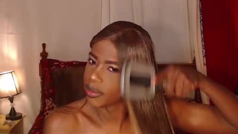 Snapshot of brandi_ross_ chatting on December 14, 2025, 1:49 pm Brandy online show from December 14, 2025, 1:49 pm