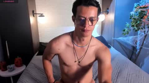 brandon_starkk online show from November 4, 2025, 8:08 pm