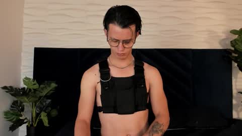 brandon_starkk online show from November 30, 2025, 12:20 pm