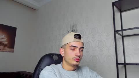 Snapshot of brandontatex chatting on January 7, 2025, 3:02 pm BrandonTateX online show from January 7, 2025, 3:02 pm
