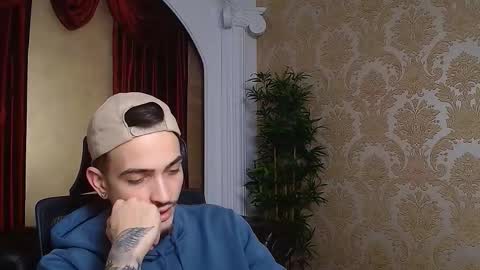 Snapshot of brandontatex chatting on March 6, 2025, 6:59 pm BrandonTateX online show from March 6, 2025, 6:59 pm