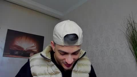 Snapshot of brandontatex chatting on March 7, 2025, 12:12 pm BrandonTateX online show from March 7, 2025, 12:12 pm