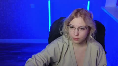 Belle  online show from January 16, 2025, 1:48 am