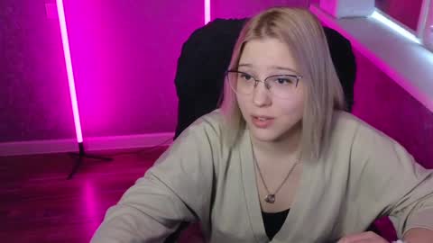 Belle  online show from January 31, 2025, 4:58 am