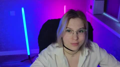 Belle  online show from March 7, 2025, 2:04 am