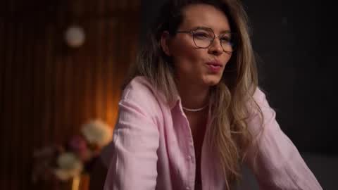 Alex online show from November 25, 2025, 5:29 am