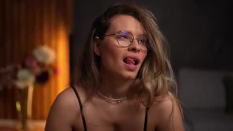 Alex online show from November 30, 2025, 5:55 am