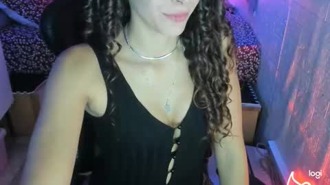 Snapshot of brattymartes_ chatting on October 21, 2025, 9:48 pm Martes online show from October 21, 2025, 9:48 pm
