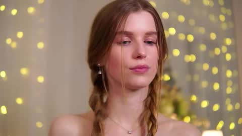 Snapshot of brave_journey chatting on March 4, 2025, 10:38 pm Eli online show from March 4, 2025, 10:38 pm