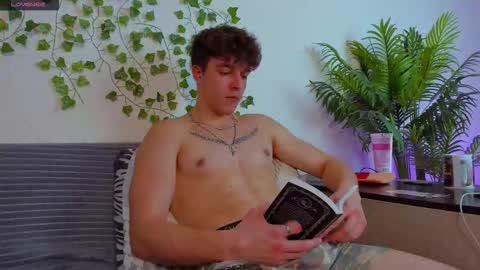 Johny Bravo online show from October 21, 2025, 1:45 pm