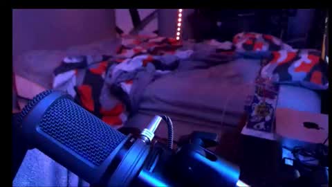 MANTE online show from November 21, 2025, 4:44 am