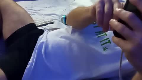 hard like rock online show from December 30, 2024, 1:37 am