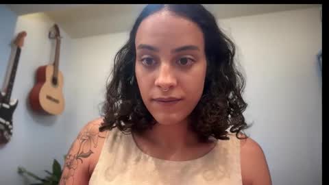 Snapshot of braziliantgirl chatting on November 4, 2025, 11:48 pm Thalia online show from November 4, 2025, 11:48 pm