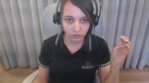 Snapshot of breakfastwithtiffanys chatting on October 28, 2025, 8:33 pm breakfastwithtiffanys online show from October 28, 2025, 8:33 pm