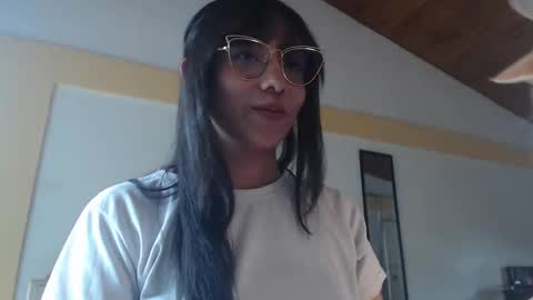 Snapshot of breakfastwithtiffanys chatting on November 24, 2025, 4:40 pm breakfastwithtiffanys online show from November 24, 2025, 4:40 pm