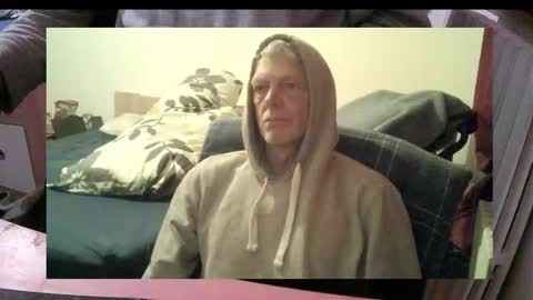 Snapshot of bremer64 chatting on November 3, 2025, 9:21 am bremer64 online show from November 3, 2025, 9:21 am