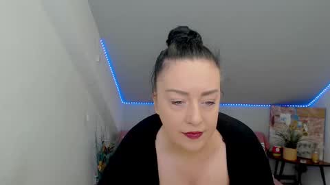 Brenda Skye online show from September 26, 2025, 3:32 am