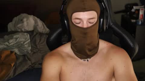 Snapshot of brentonverde chatting on November 18, 2025, 11:26 pm brentonverde online show from November 18, 2025, 11:26 pm