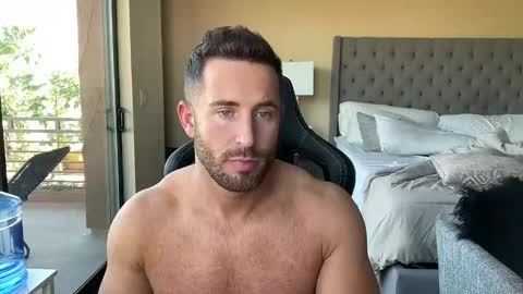 Brett Mycles online show from November 4, 2025, 9:36 pm