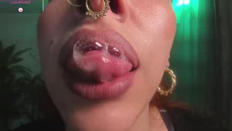 Bri  online show from October 28, 2025, 10:30 am