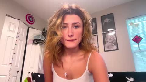 Brianna3 online show from December 28, 2024, 9:51 pm