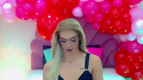 BRIANA online show from December 25, 2024, 4:01 am