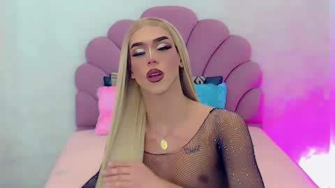 BRIANA online show from February 20, 2025, 6:50 am