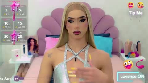 BRIANA online show from September 12, 2025, 6:35 am