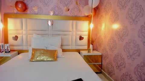 brianacurve online show from November 8, 2025, 7:23 pm