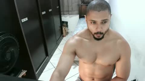 Snapshot of brianaries chatting on January 7, 2025, 3:57 am brianaries online show from January 7, 2025, 3:57 am