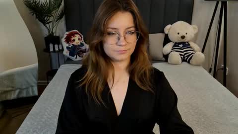 briarwynn online show from November 3, 2025, 8:10 pm