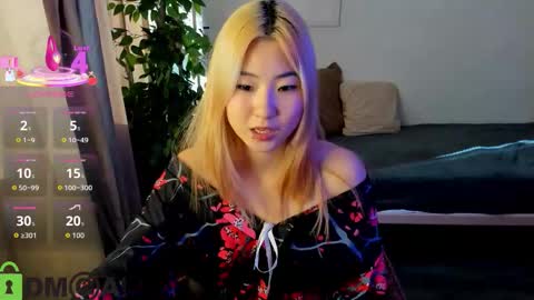 Snapshot of bridgetbottrel chatting on October 13, 2025, 7:08 am Bridget online show from October 13, 2025, 7:08 am