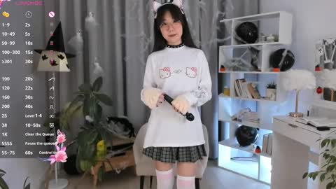 Hanna online show from October 31, 2025, 1:17 am