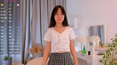 Hanna online show from November 12, 2025, 1:06 am