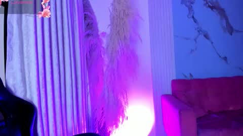 Snapshot of bridgetrodriguez chatting on November 16, 2025, 11:27 am online show from November 16, 2025, 11:27 am