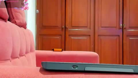 Snapshot of bridgetrodriguez chatting on November 17, 2025, 11:38 am online show from November 17, 2025, 11:38 am