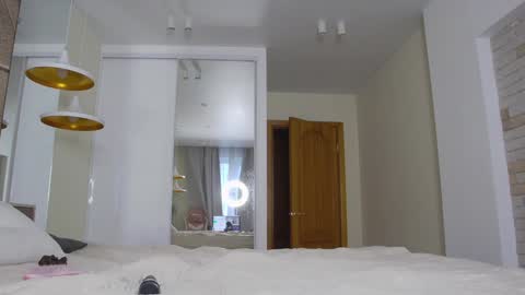 Snapshot of brightrays__ chatting on January 11, 2025, 5:10 am Amina Adelina online show from January 11, 2025, 5:10 am