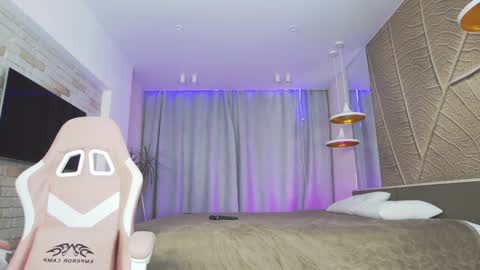 Snapshot of brightrays__ chatting on February 6, 2025, 3:06 am Amina Adelina online show from February 6, 2025, 3:06 am