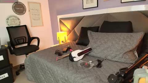  Brigiitte  online show from November 30, 2025, 2:59 am