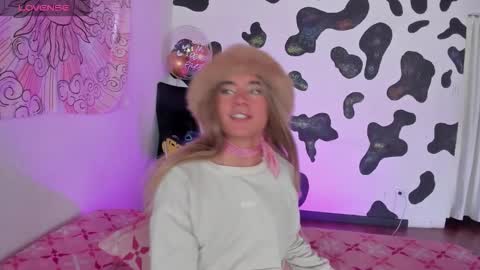 Snapshot of brihanna_cooper chatting on September 28, 2025, 3:17 pm bri online show from September 28, 2025, 3:17 pm